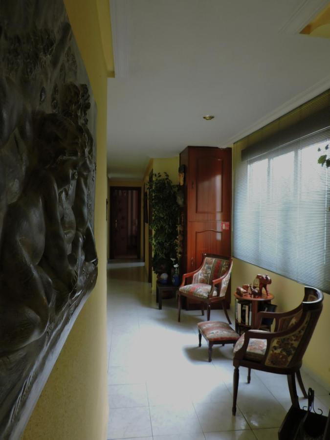 Cozy Near The Center Apartamento